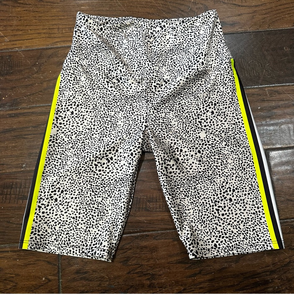 Goldsheep Black and White‎ Spotted Shorts